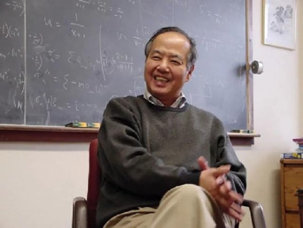 伍洲配资 2024年，李政道骨灰归葬苏州老家，与离世28年的夫人永远相伴